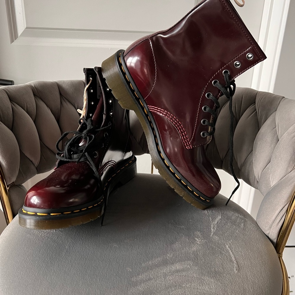BNWT Cherry Red 1460 Vegan Doc Martens Size 9